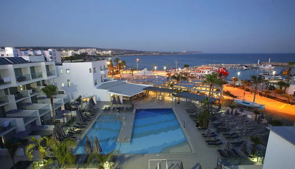 Limanaki Beach Hotel & Suites Ayía Nápa