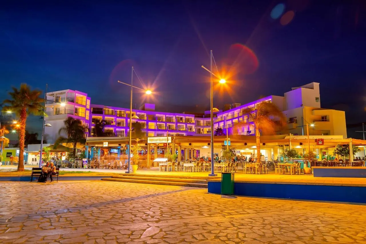 Limanaki Beach Hotel & Suites Ayía Nápa