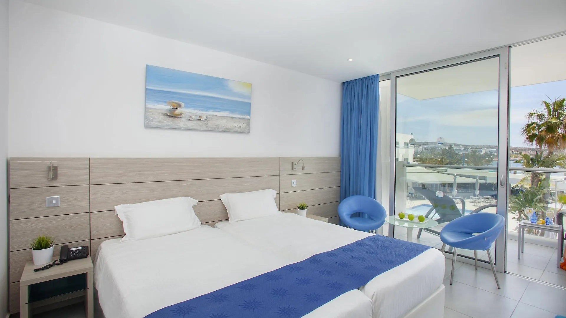 Limanaki Beach Hotel&Suites Ayia Napa 4*,  Kypr