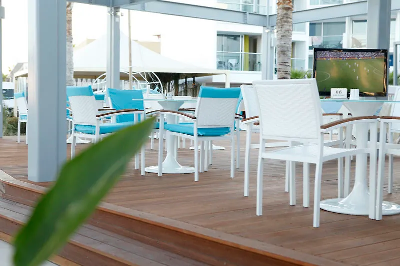 Limanaki Beach Hotel & Suites Ayia Napa 4*,